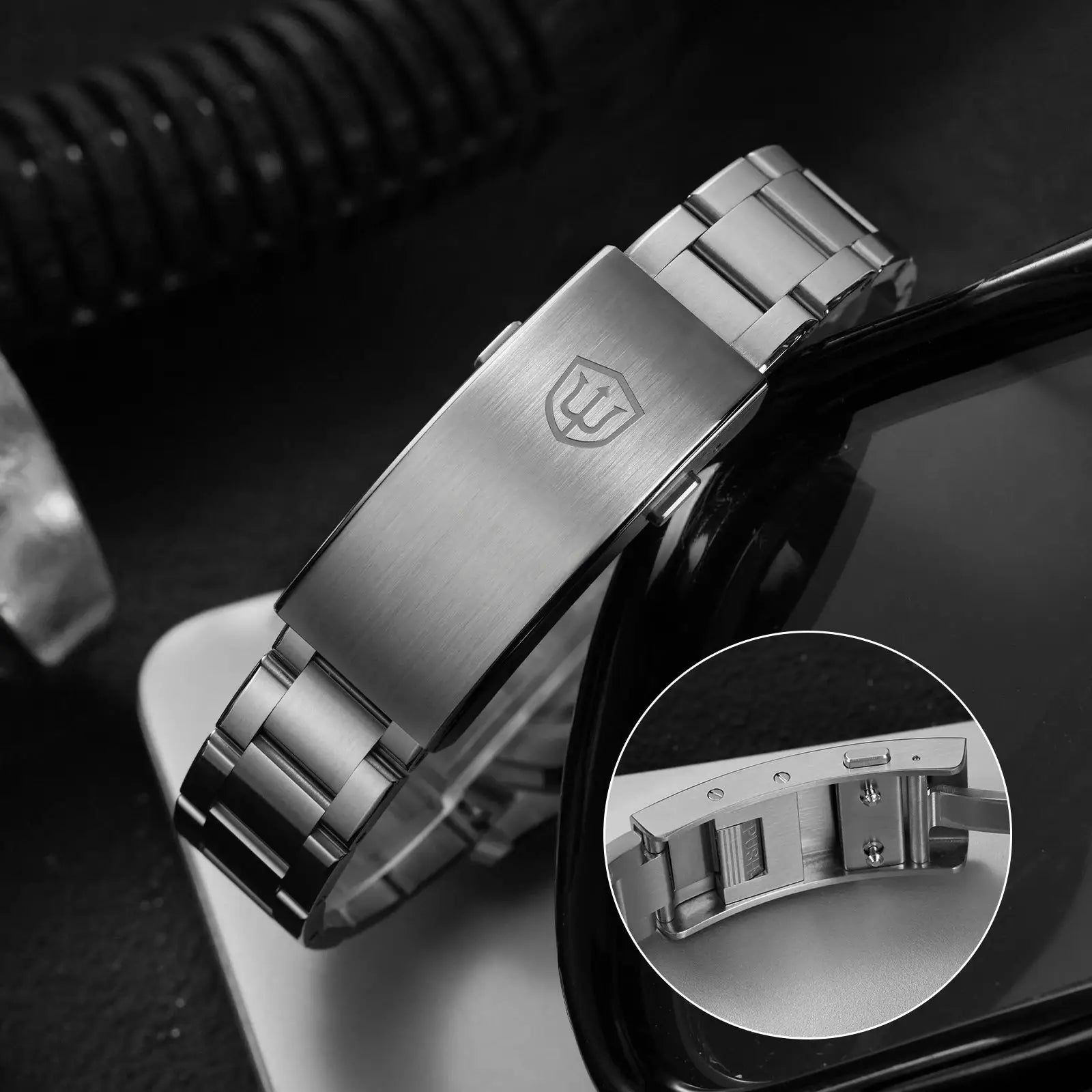 Watchdives Premier WD0019 automatic watch with stainless-steel bracelet and logo clasp
