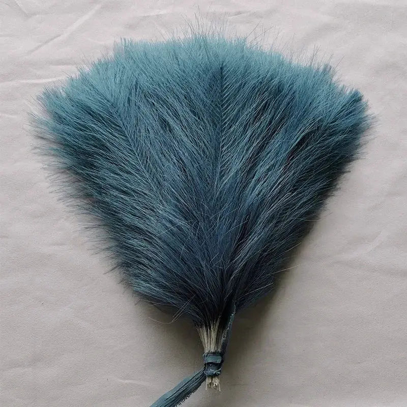 Simples Market pampas grass bouquet in teal blue, fluffy boho decor for party, room or wedding.