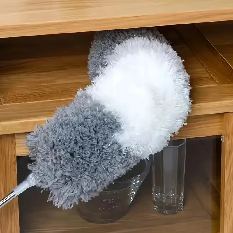 Duster with Extension Rod by Simples Market, microfiber ceiling brush with grey and white fluffy head