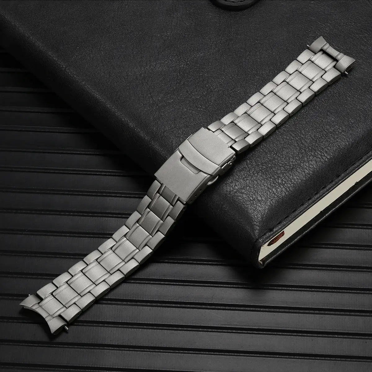 Titanium watch band by Simples Market, 20mm, quick-release with titanium clasp for BERNY T2566MS/T2576MS.