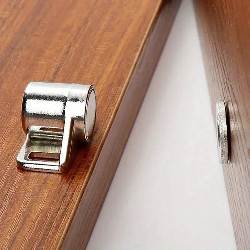 Ultra Thin Magnetic Cabinet Door Catches For Cupboards Closer And Door Stopper Home Furniture Hardware Accessories