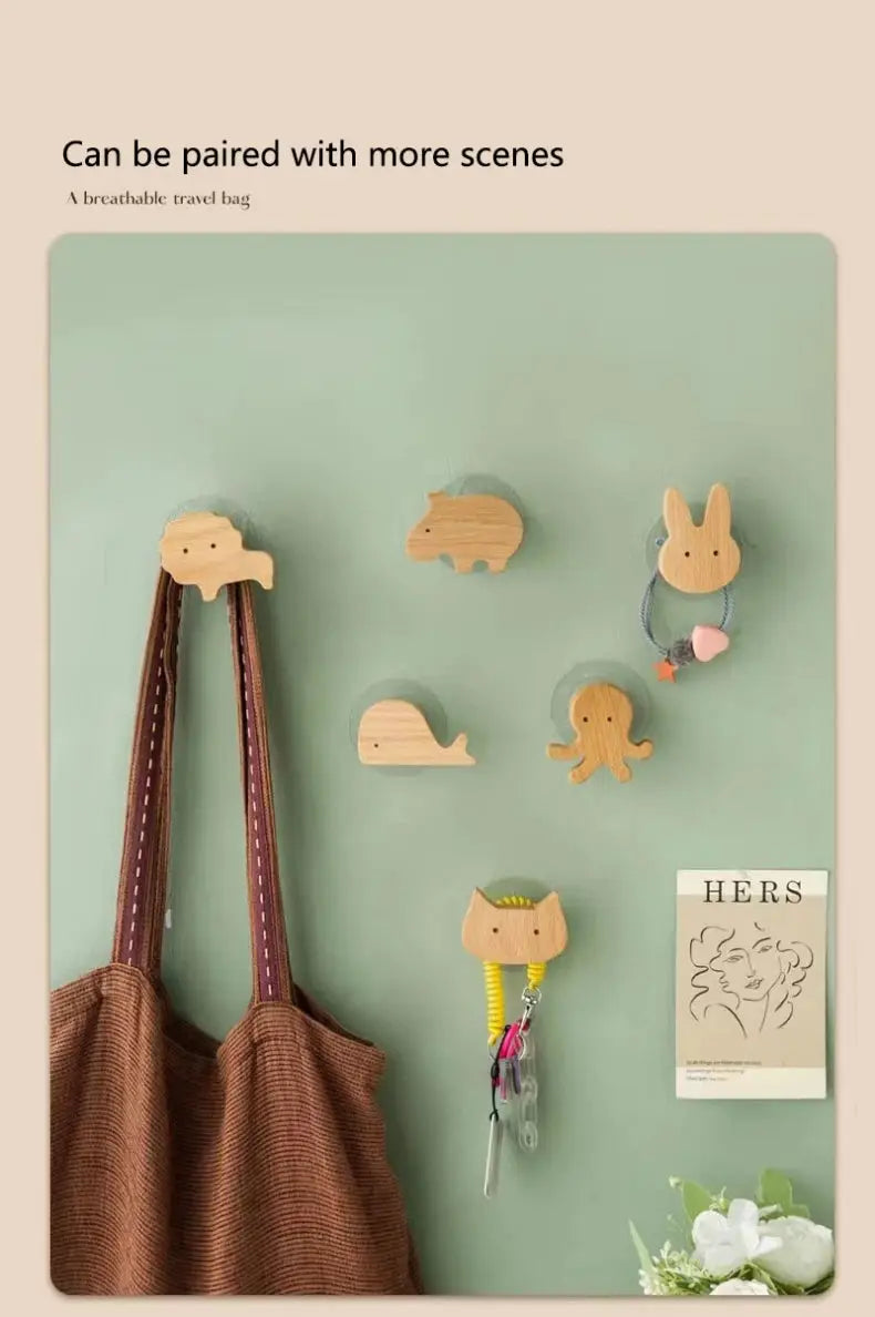 Simples Market wooden animal wall hooks set of 6 in natural wood for kids' room