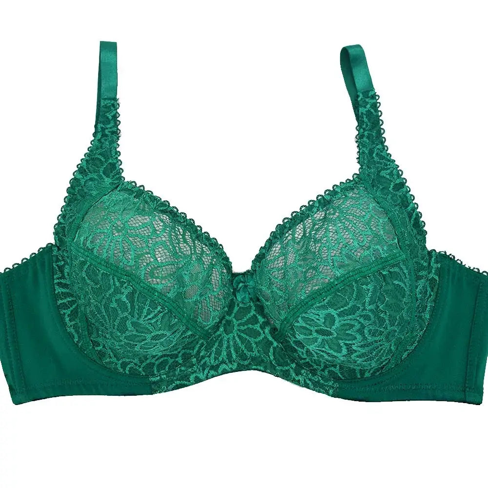 Plus-size green lace underwire bra with floral pattern
