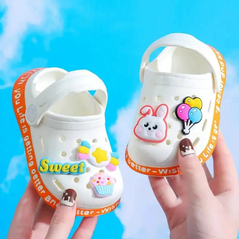 Summer Cartoon Sandals For Kids And Babies Flat Heel Soft Slippers For Girls And Boys Garden Shoes