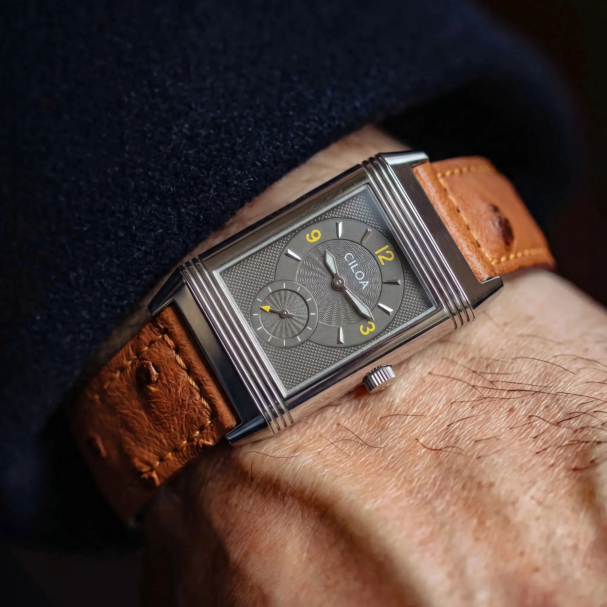 CILOA men's retro square quartz wristwatch with black dial and brown leather strap