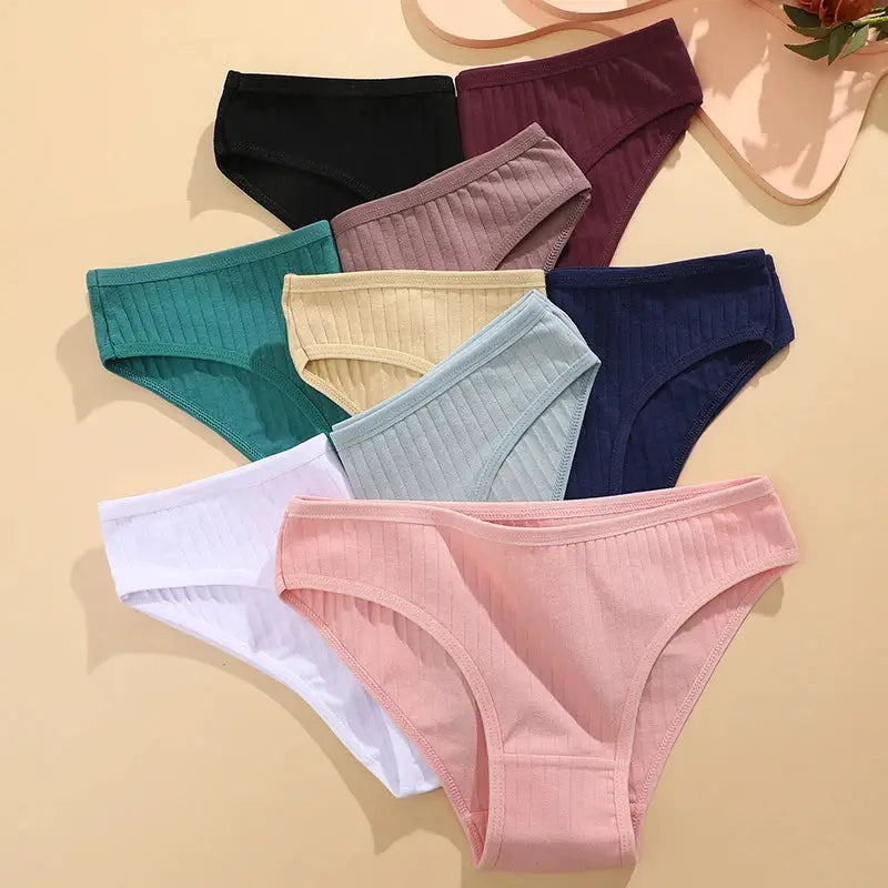 Women's cotton panties set in assorted colors; ribbed stretch fabric