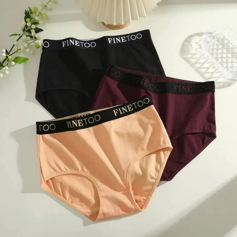 Finetoo 3Pcs women's cotton seamless briefs set, low-rise breathable underwear in black, burgundy, peach