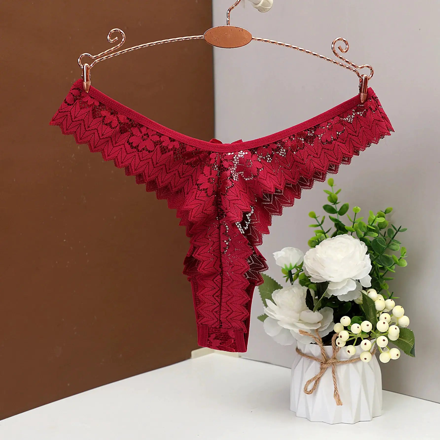 Women's red lace thong underwear by Simples Market, low-waist, breathable butterfly lace design