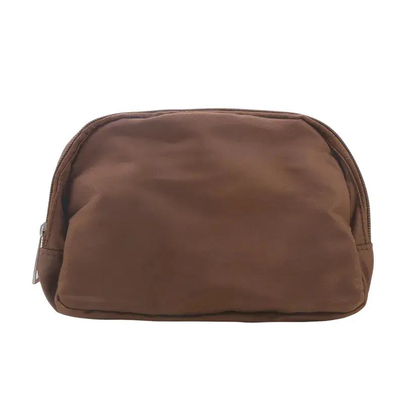 Women's brown zipper waist bag, versatile crossbody fanny pack for travel