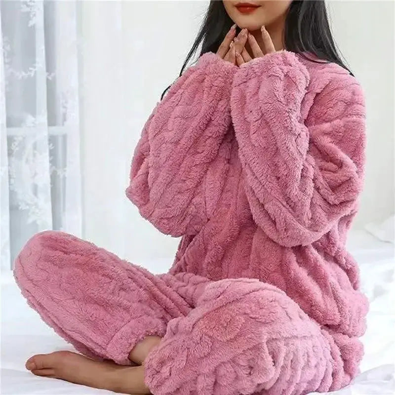 VelvetLuxe Soft Coral Velvet Jacquard Pajama Set With Ultra Warm Fleece Lining For Women Winter Comfort