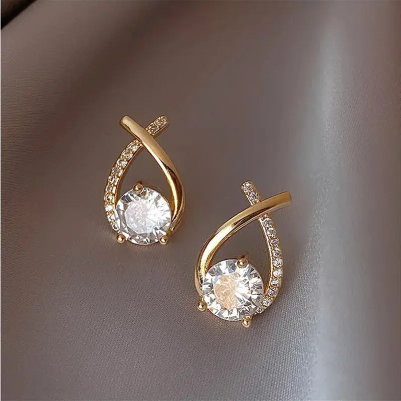 Shiny Micro Inlaid Rhinestone Earrings Delicate Geometric Cross Stud Ladies Fashion Daily Wear Party Accessories
