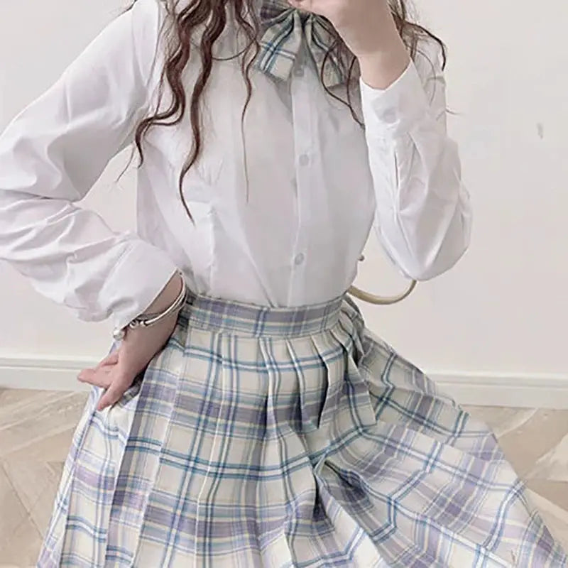ZOKI plaid women's pleated high-waist mini skirt in light blue and cream