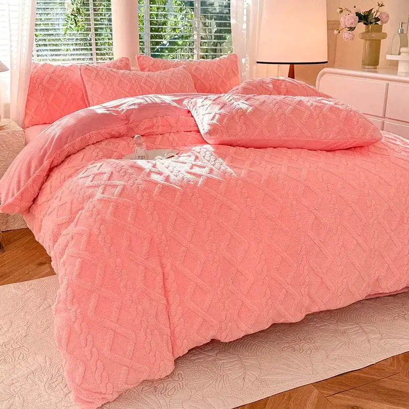 Tafuru Milk pink fleece quilt set for double bed; diamond quilted, thick warm bedding by Simples Market