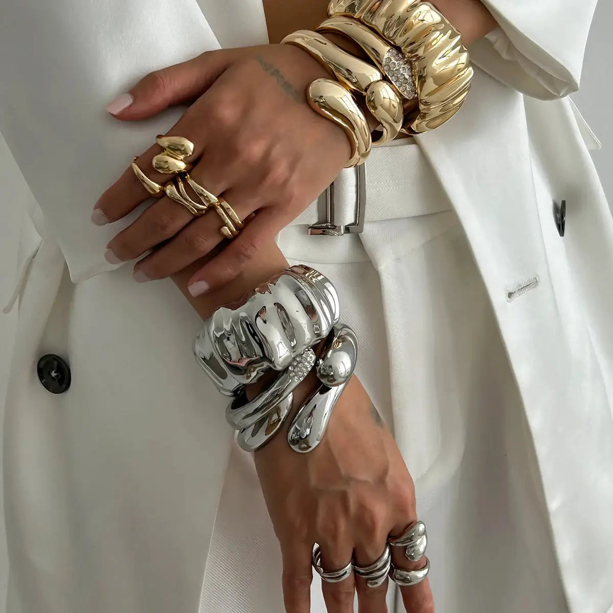 Ingemark Hip Hop Inlaid Rhinestones Water Drop Spring Bangle Irregular Chunky Bracelets Steampunk Jewelry For Men Women