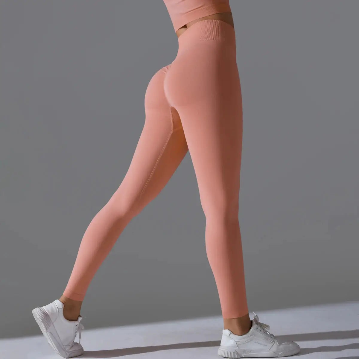 Women's seamless yoga leggings peach, high-waist tummy control and scrunch butt lift