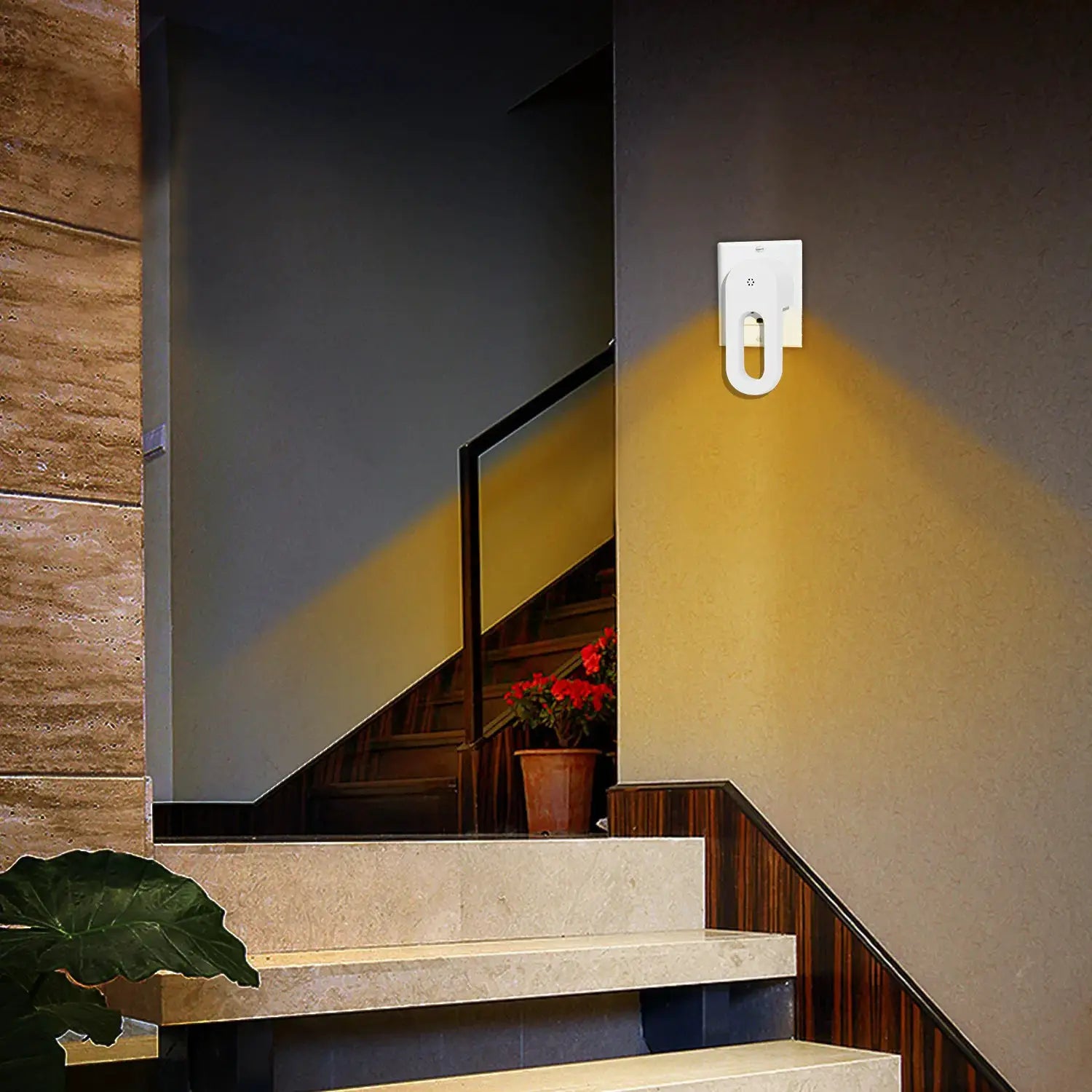Simples Market plug-in wall night light with twilight sensor, warm white glow