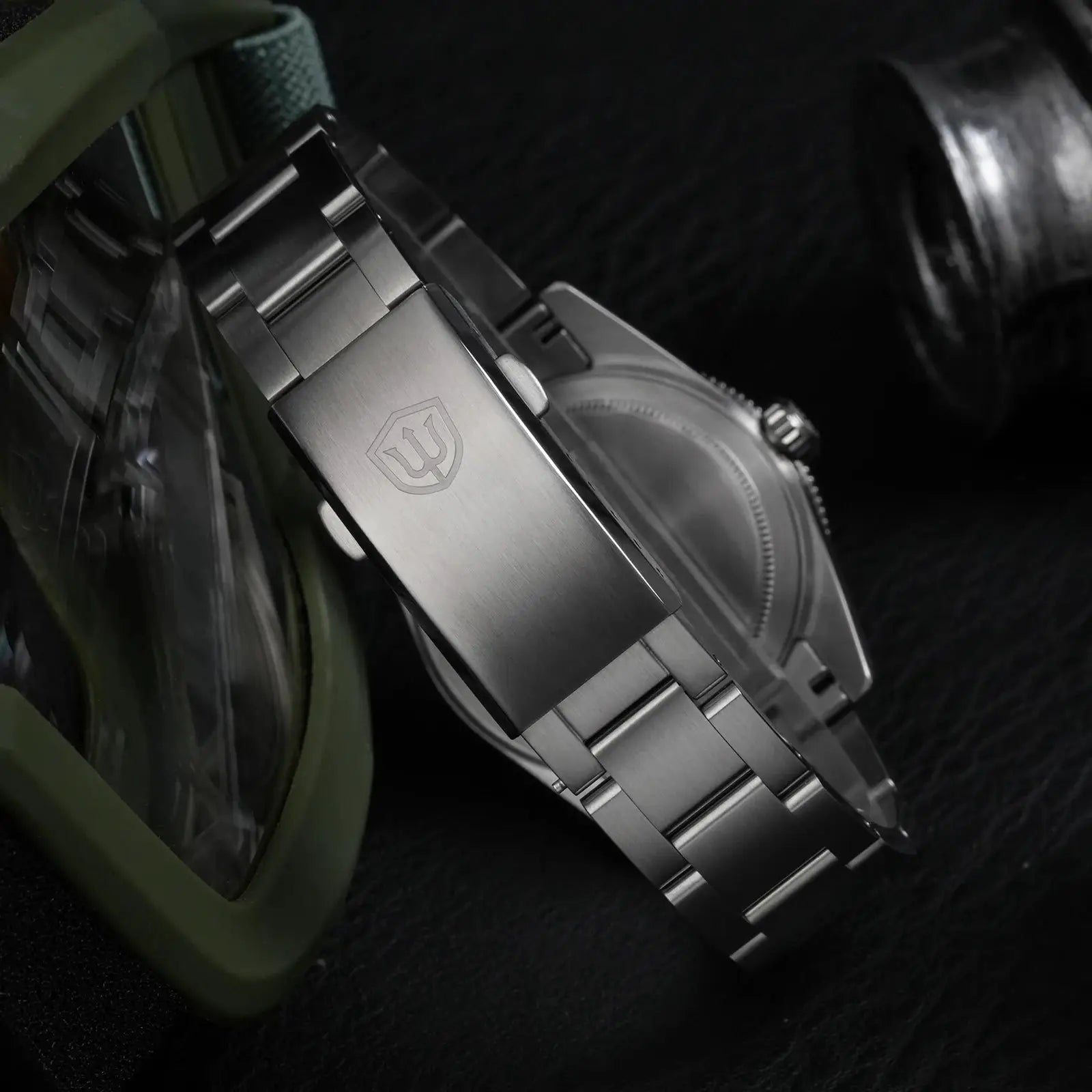 Watchdives WD7922 BB54 watch with brushed stainless steel bracelet and clasp logo