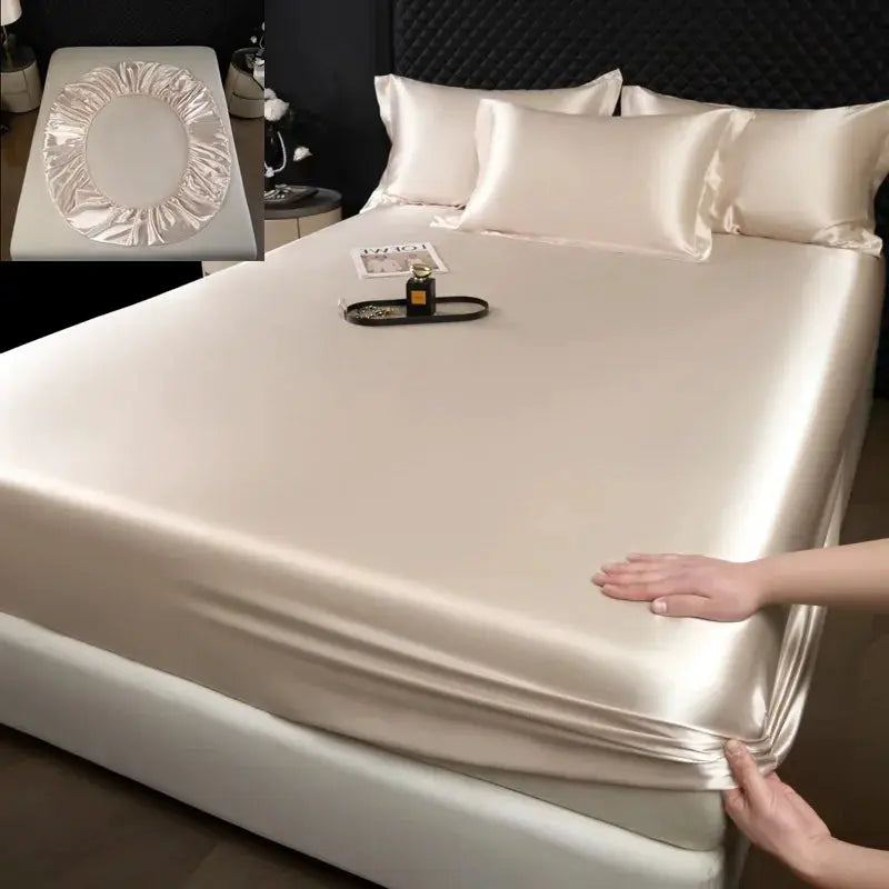 Simples Market 3-piece mulberry silk fitted sheet set with two pillowcases in champagne ivory