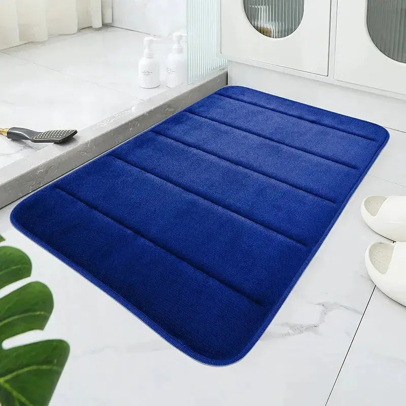 Simples Market blue velvet anti-skid bathroom mat for quick water absorption, machine washable, soft and comfortable
