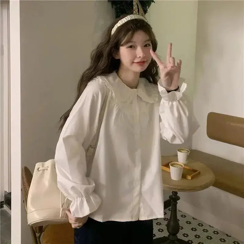 Simples Market vintage white long-sleeve blouse with rounded collar, preppy Y2K style