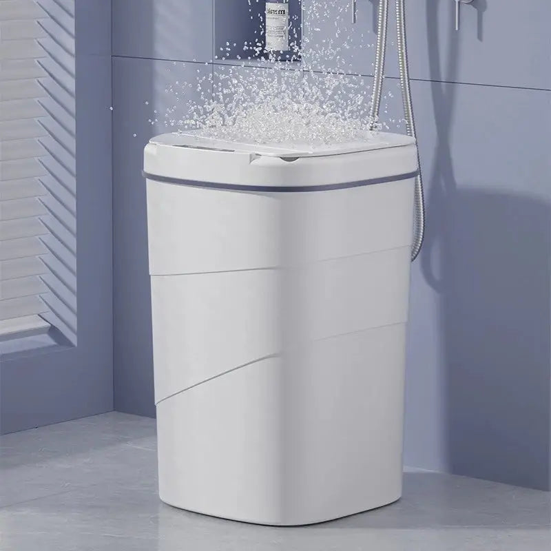 Smart sensor touchless trash can by Simples Market, white battery-powered with automatic lid for bathroom.