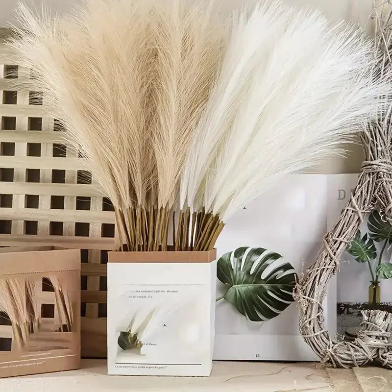 Five Pieces 42cm Artificial Pampas Grass Plumes For Wedding Props And Boho Home Decoration