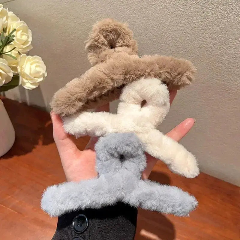 CosyGlam Winter Faux Fur Hair Claw Clip Acrylic Crab Barrette For Cosy Winter Styles