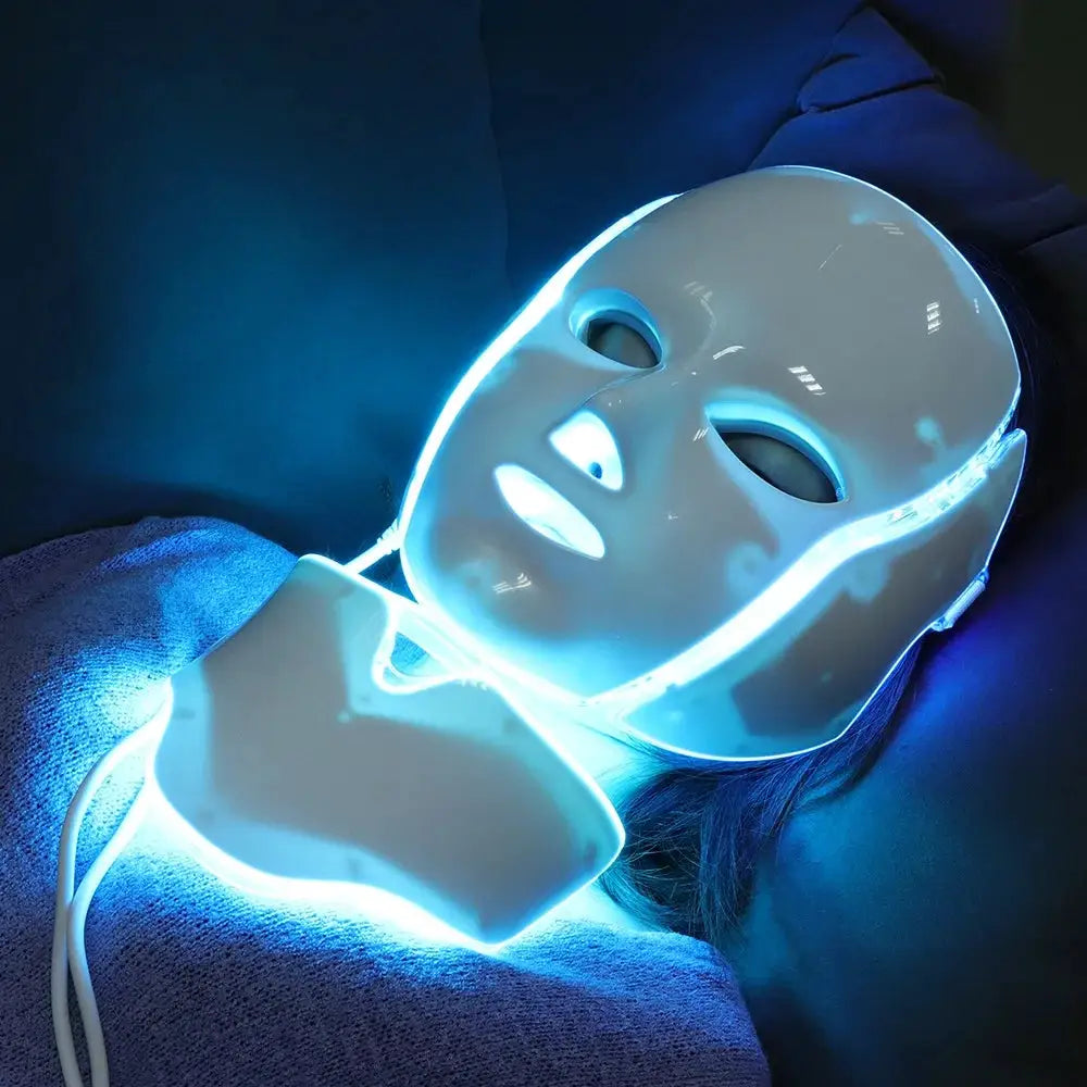 Simples Market white LED face mask with 7-color photon light therapy for anti-aging skincare