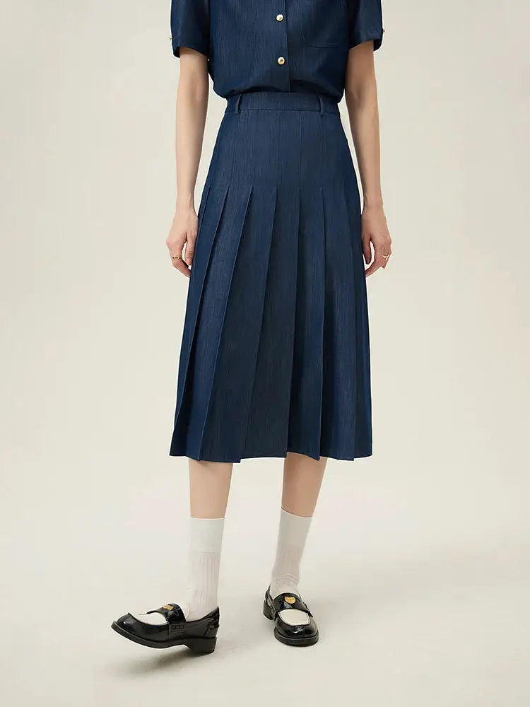 Women's high-waisted navy blue pleated midi skirt, versatile office and daily wear