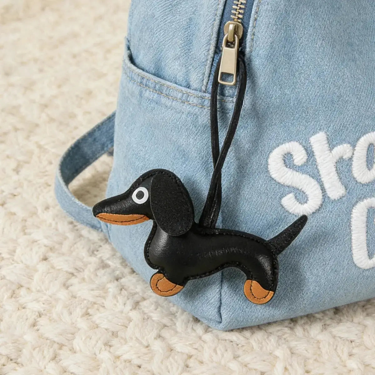 Cute Dachshund Leather Design Keychain Dog Charm For Bag And Car Ornament Perfect Gift For Women Friends And Couples
