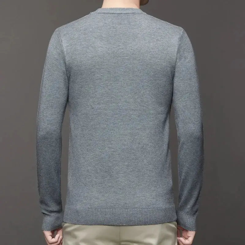 Men's gray knit crewneck pullover sweater, long sleeves, lightweight