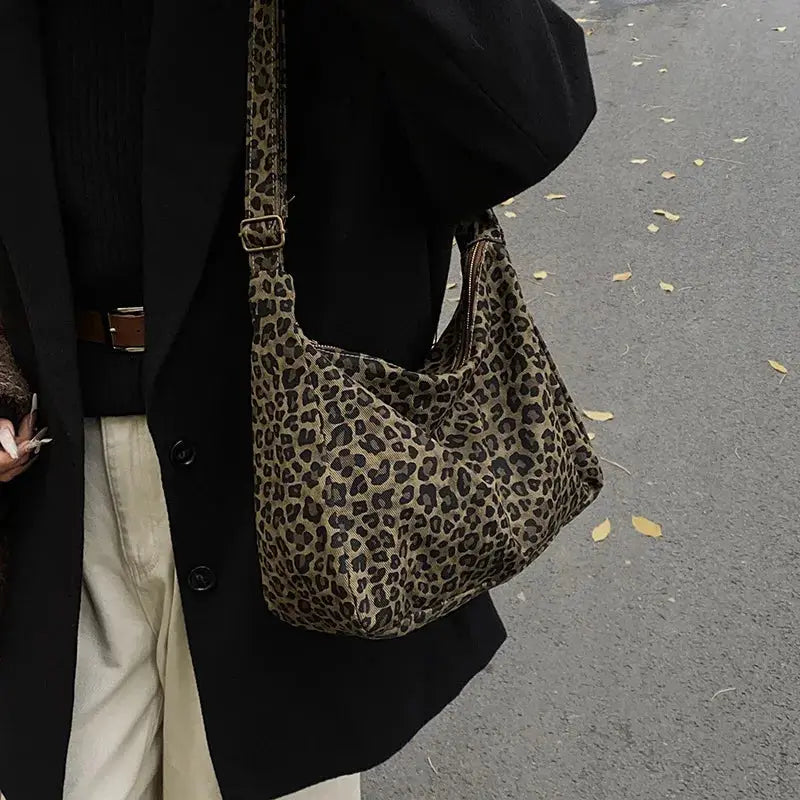 Leopard print shoulder bag, soft textile, large-capacity crossbody for casual commutes
