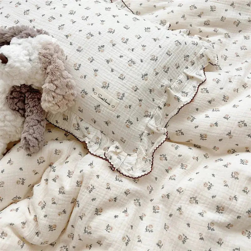 Pillow case and duvet cover set, 3pc, 100% cotton, cream floral with ruffle edge