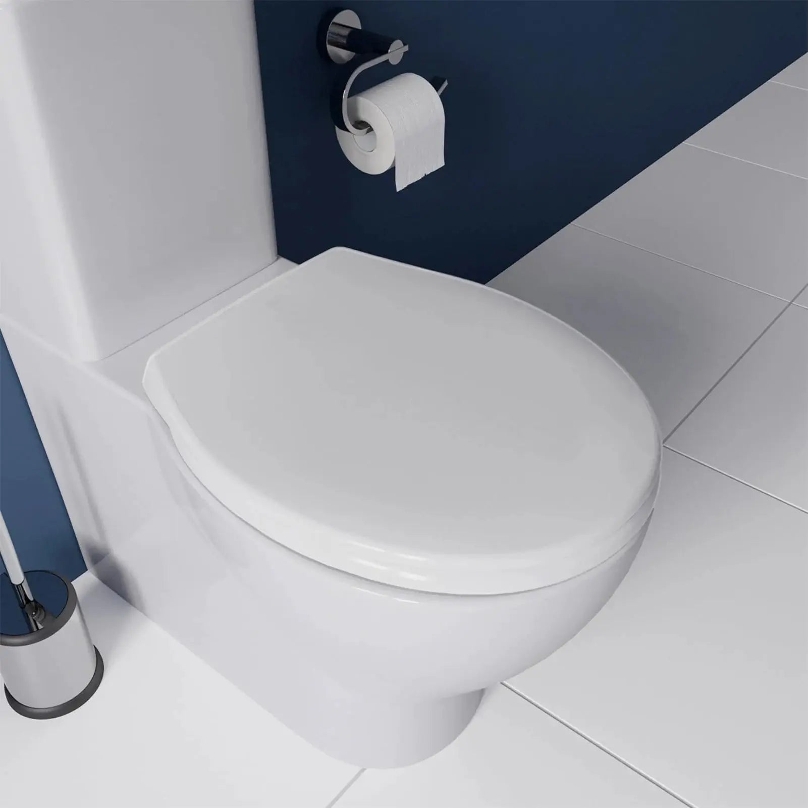 White toilet seat with slow-close adjustable hinges by Simples Market