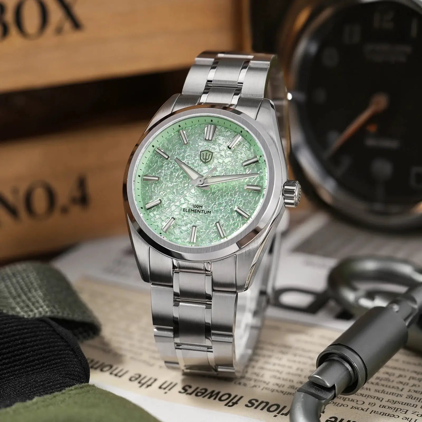 Watch Elementum stainless steel with green ice-crack dial, 100m water resistant
