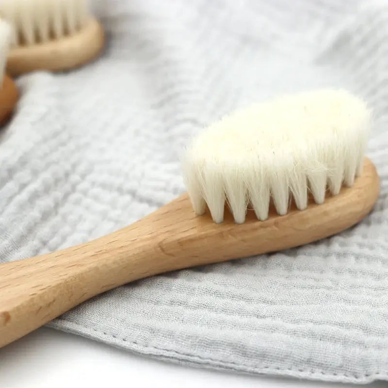 2-piece beech wood baby brush and comb set, gift set by Simples Market TG183