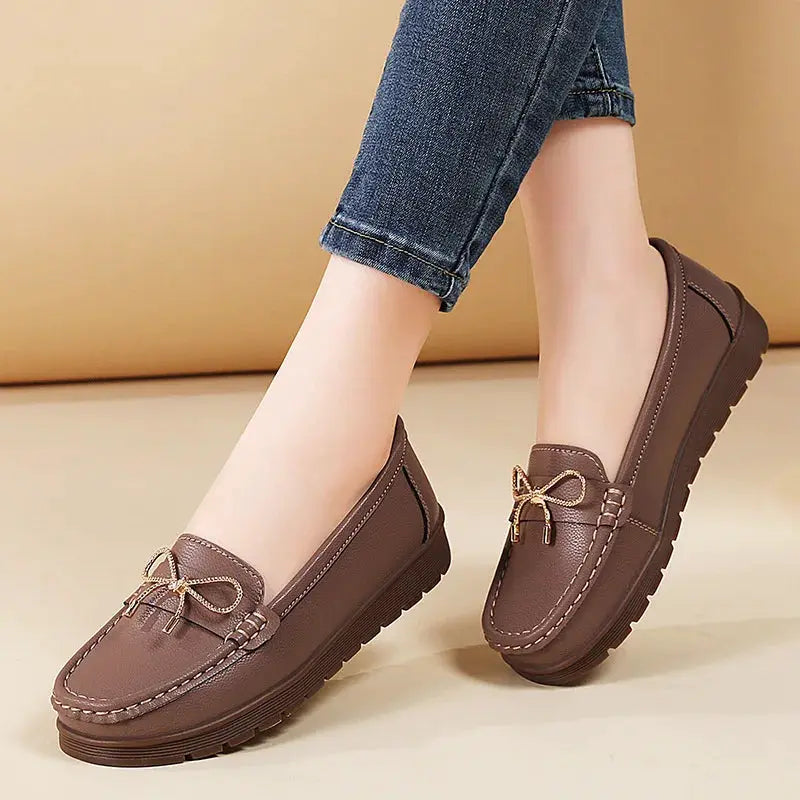 StrideWell Autumn Leather Slip On Flats For Women Comfortable Round Toe Low Heel Travel Work Everyday
