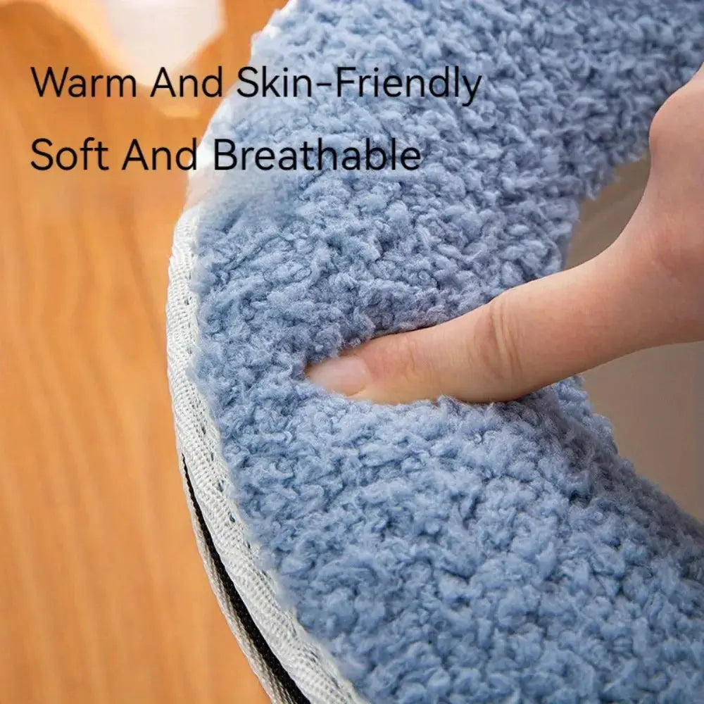 Toilet seat cushion set in blue plush fabric with zipper edge; warm, thick winter, machine washable.
