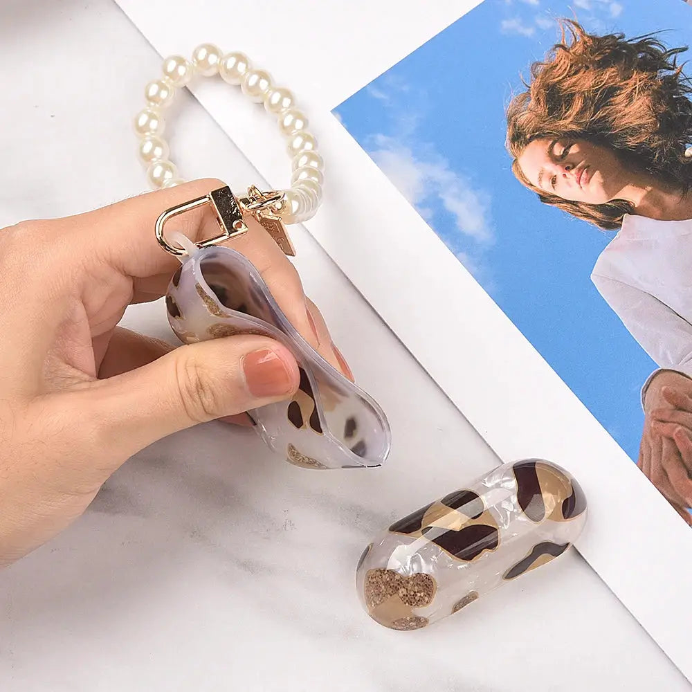 Leopard Girl AirPods Pro Case USB C 1 2 3 4 Soft Silicone Shockproof Cover With Pearl Shell Keychain