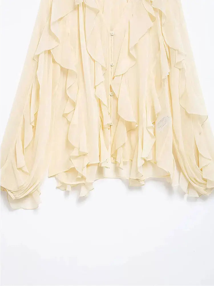 Women's cream-colored ruffled blouse with long sleeves and button-front detail, Simples Market