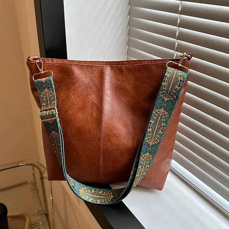 Nova Geometric Strap Shoulder Bag Wide Crossbody Large Capacity Retro PU Leather