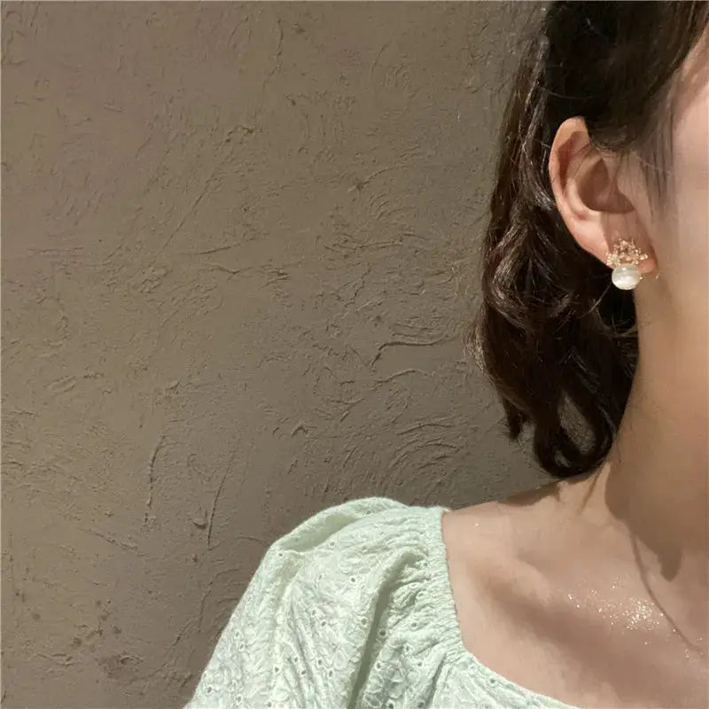 Flower Rhinestones Opal Stud Earrings for Women Exquisite Versatile Fashion Earrings Charms Jewelry Gifts Wholesale
