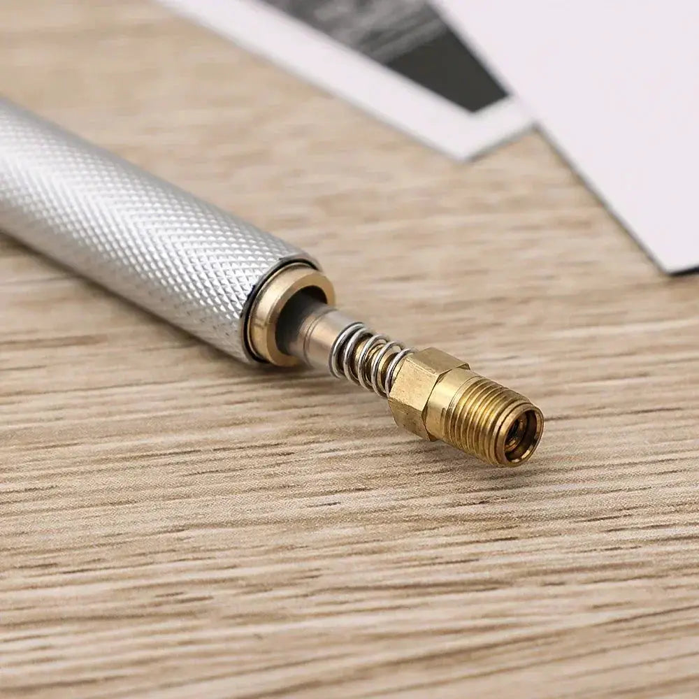 Simples Market metal mechanical pencil with knurled silver body and brass threaded tip