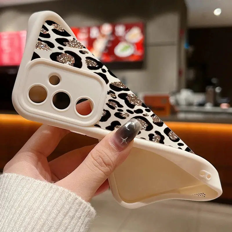Phone case with brown leopard print TPU for Samsung Galaxy smartphones