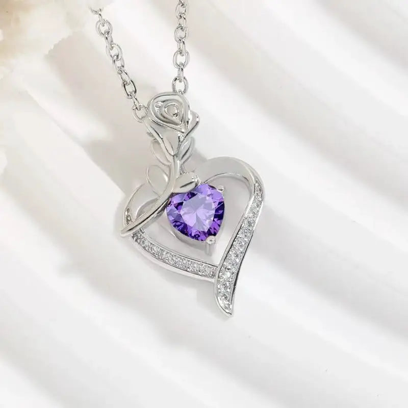 Heart Shaped Pendant Necklace Hollow Design Rhinestone Zinc Alloy for Women Gift for Best Friends Mothers Day Party Wear
