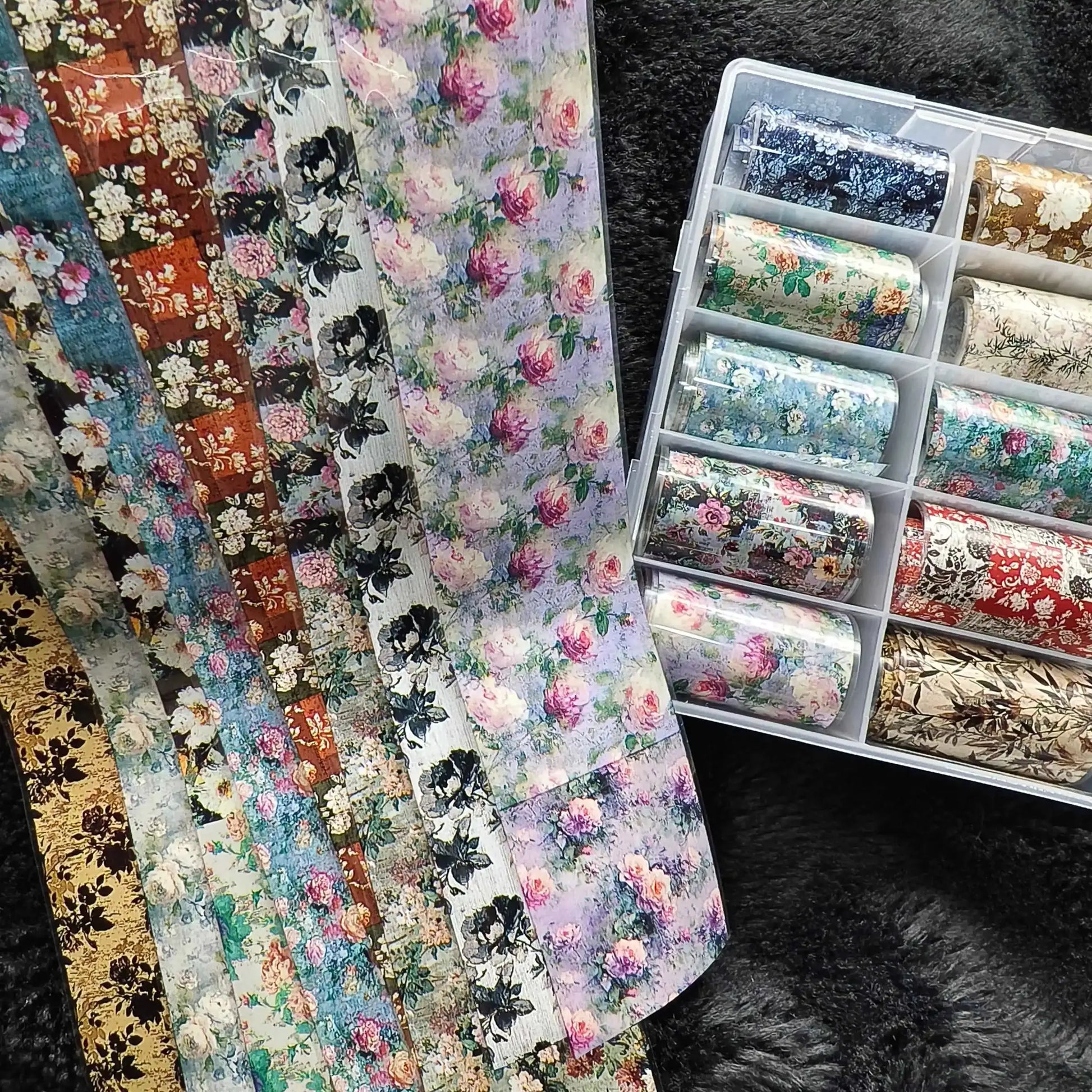 Nail foil rolls set: 10 rolls of floral patterns in assorted colors for nail art by Simples Market