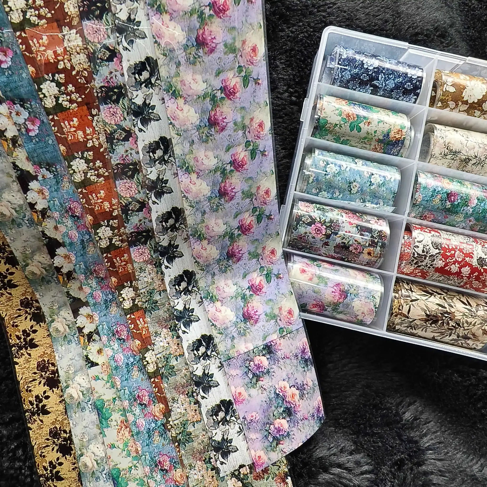 Nail foil rolls set: 10 rolls of floral patterns in assorted colors for nail art by Simples Market