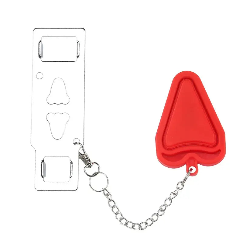 Portable door lock latch by Simples Market with metal plate and red triangular keychain.