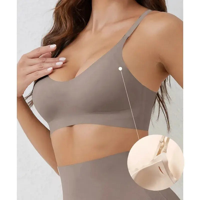 Simples Market seamless wireless bra in taupe, soft-support breathable fabric.