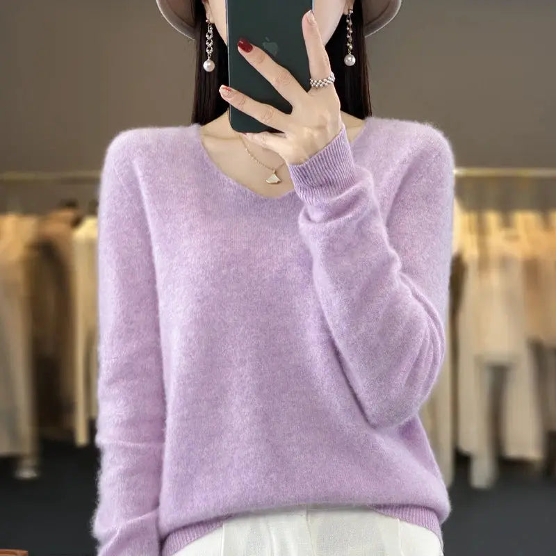 Women's Merino Wool V Neck Pullover Sweater Loose Fit for Autumn and Winter Comfort